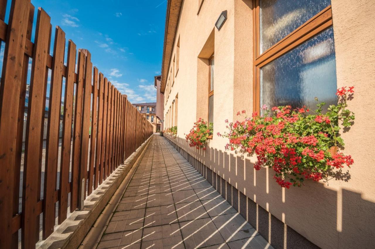 Penzion Radlinka Hotel Prešov Buitenkant foto