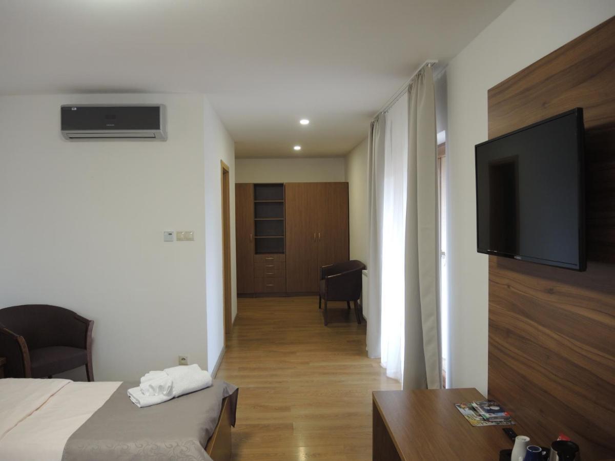 Penzion Radlinka Hotel Prešov Buitenkant foto