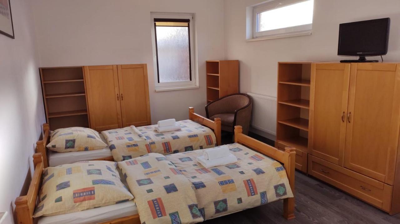 Penzion Radlinka Hotel Prešov Buitenkant foto